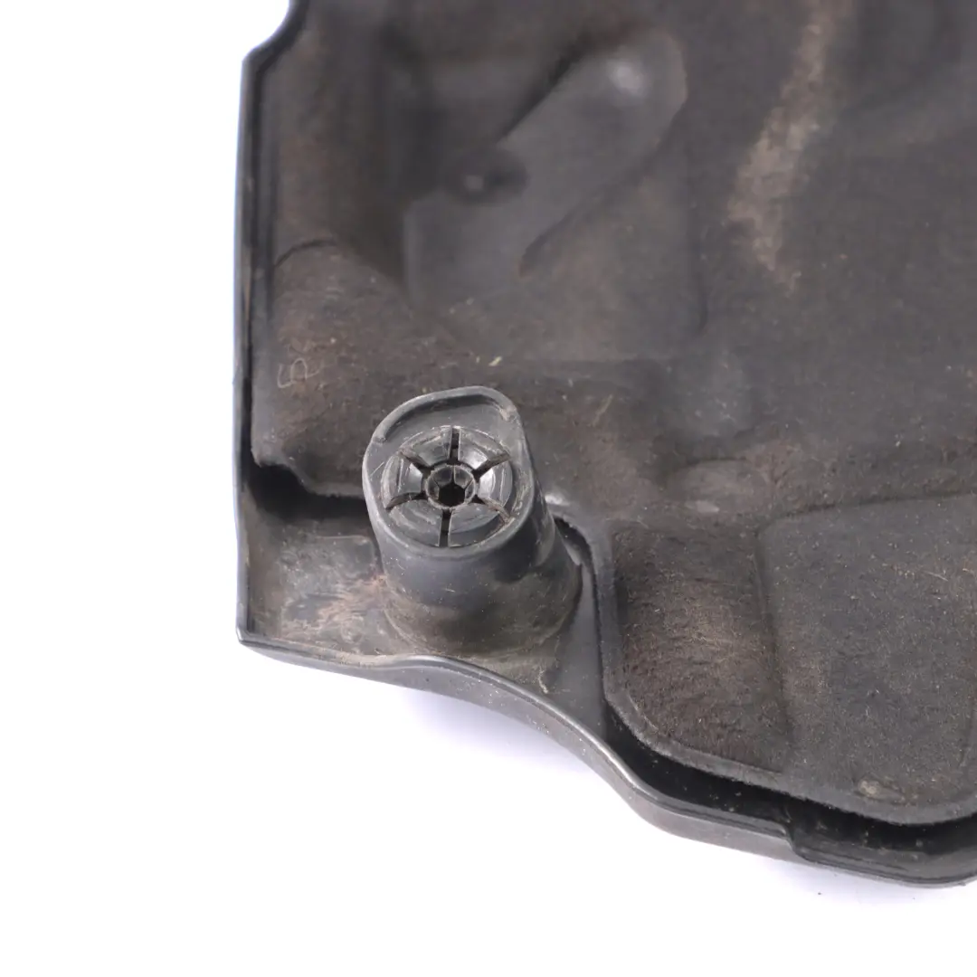 Couvercle du moteur Mercedes W906 Diesel OM651 Isolation du moteur pour à propos du numéro de pièce A6510106523 Couvercle du moteur Mercedes W906 Diesel OM651 Isolation du moteur - SKU A6510106523 - Numéro de pièce A6510106523