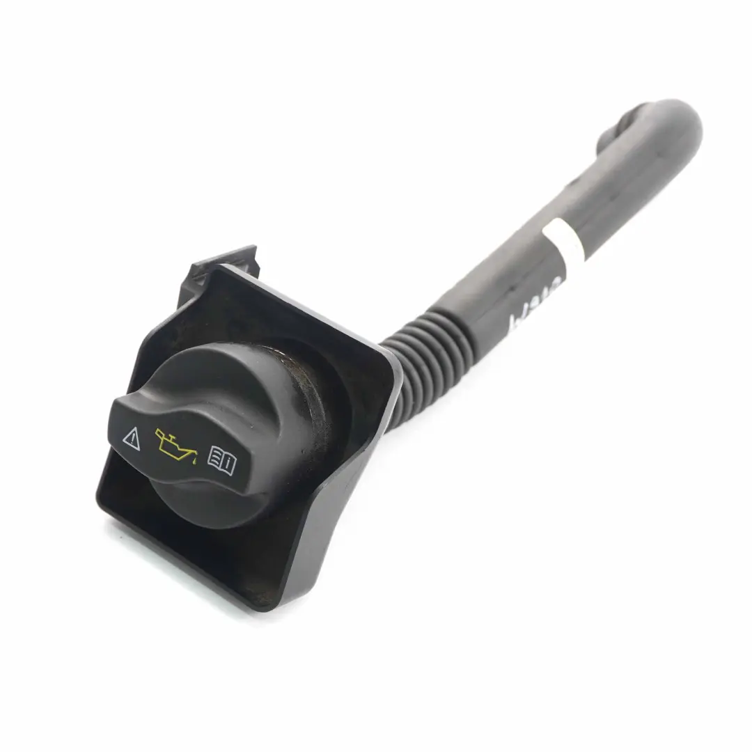 OM651 Bouchon tuyau tête cylindre remplissage d'huile Mercedes W910 - SKU A6510106621 - Numéro de pièce A6510106621