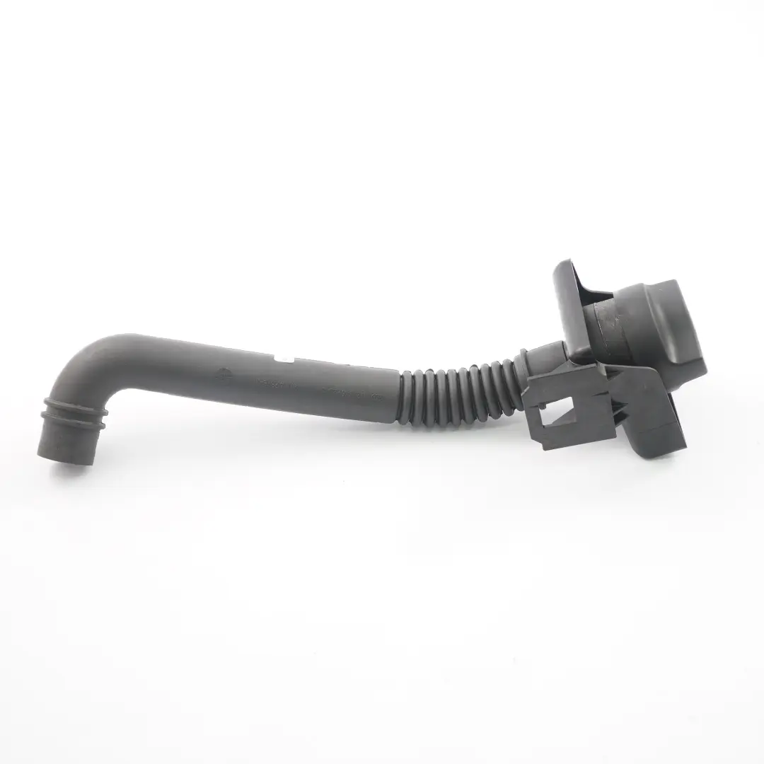 OM651 Bouchon tuyau tête cylindre remplissage d'huile Mercedes W910 - SKU A6510106621 - Numéro de pièce A6510106621