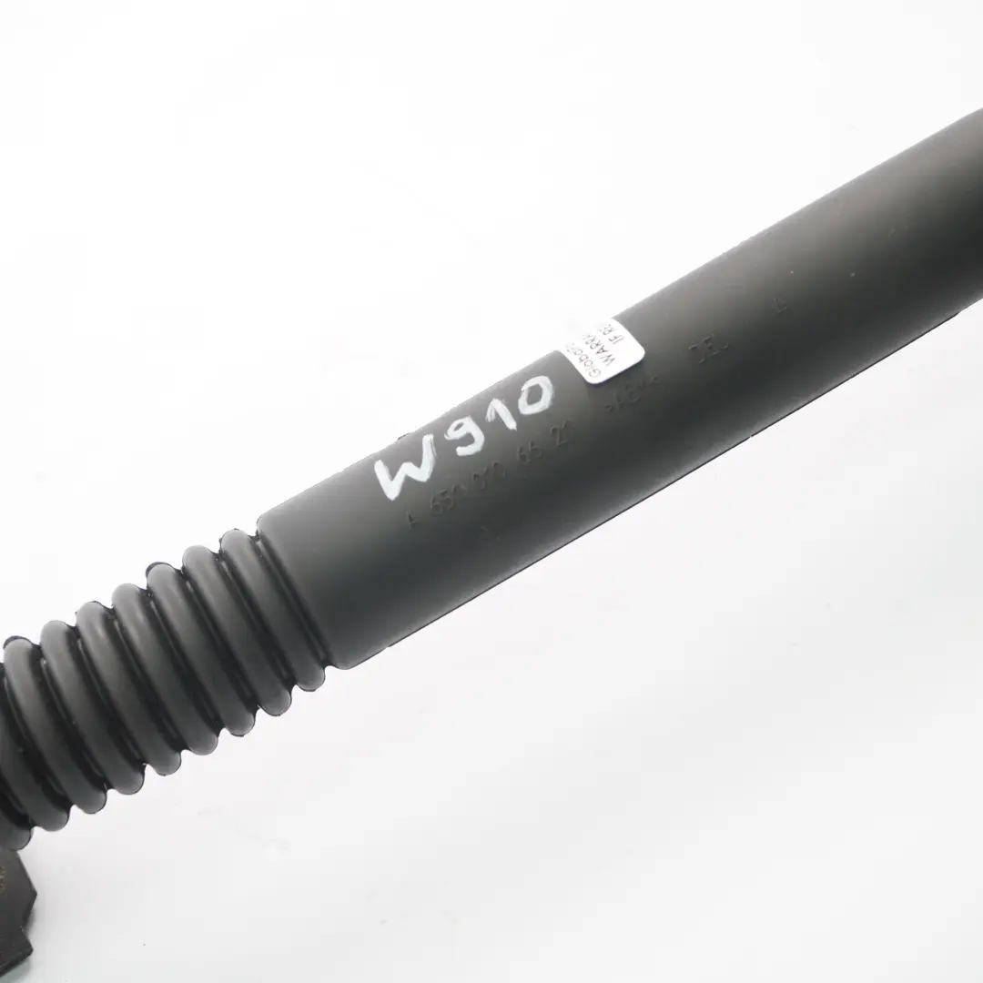 OM651 Bouchon tuyau tête cylindre remplissage d'huile pour Mercedes W910 à propos du numéro de pièce A6510106621 Mercedes W910 OM651 Bouchon tuyau tête cylindre remplissage d'huile - SKU A6510106621 - Numéro de pièce A6510106621