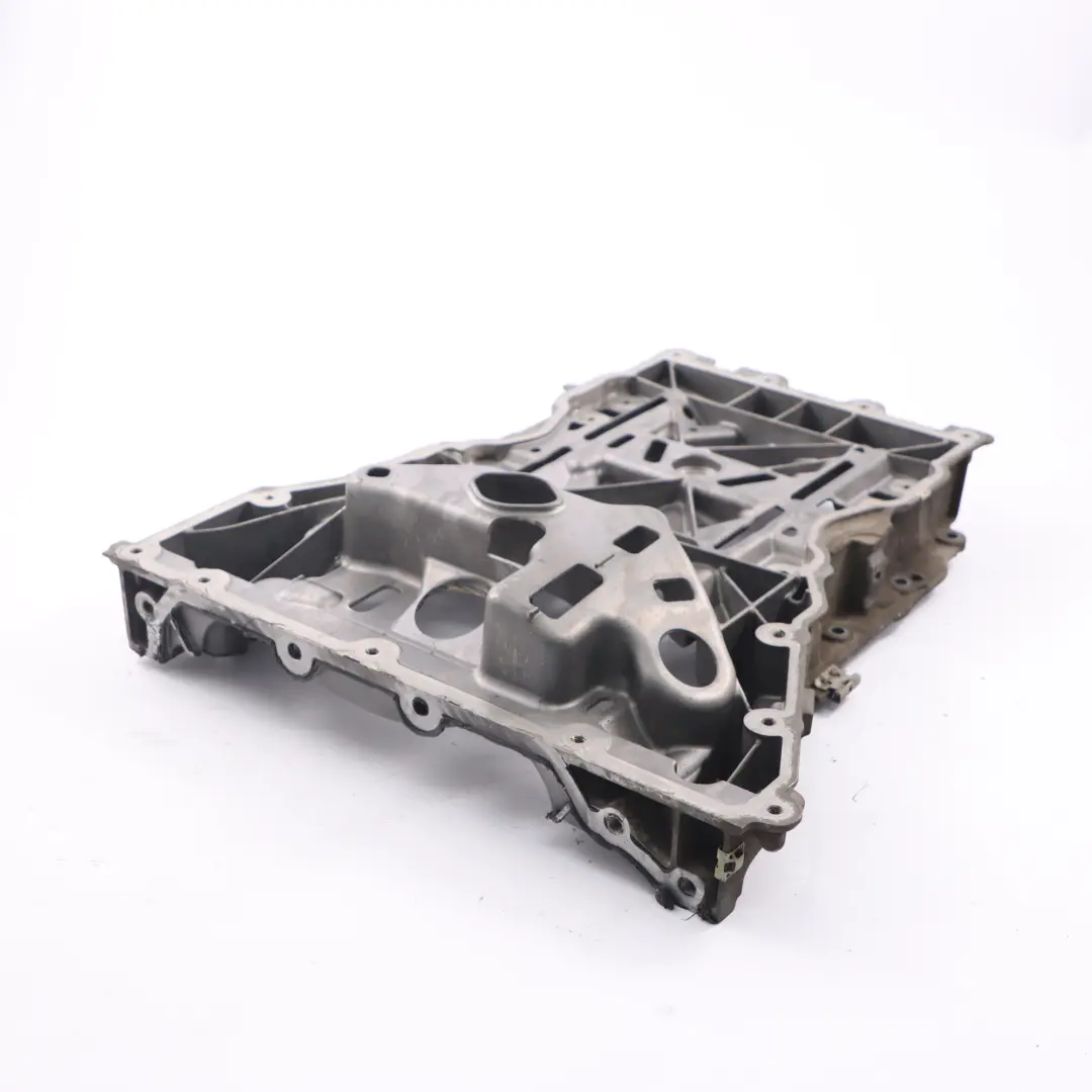 OM651 Motore coppa olio parte superiore per Mercedes W204 C207 W212 con numero di parte A6510140200 Mercedes W204 C207 W212 OM651 Motore coppa olio parte superiore - SKU A6510140200 - Numero di parte A6510140200