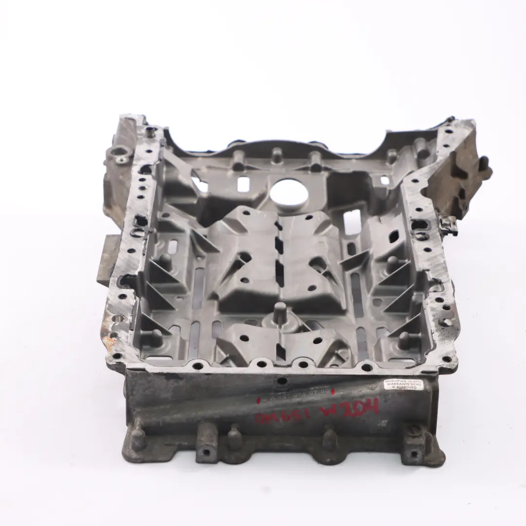 Mercedes W204 C207 W212 OM651 cárter aceite motor parte superior - SKU A6510140200 - Número de pieza A6510140200