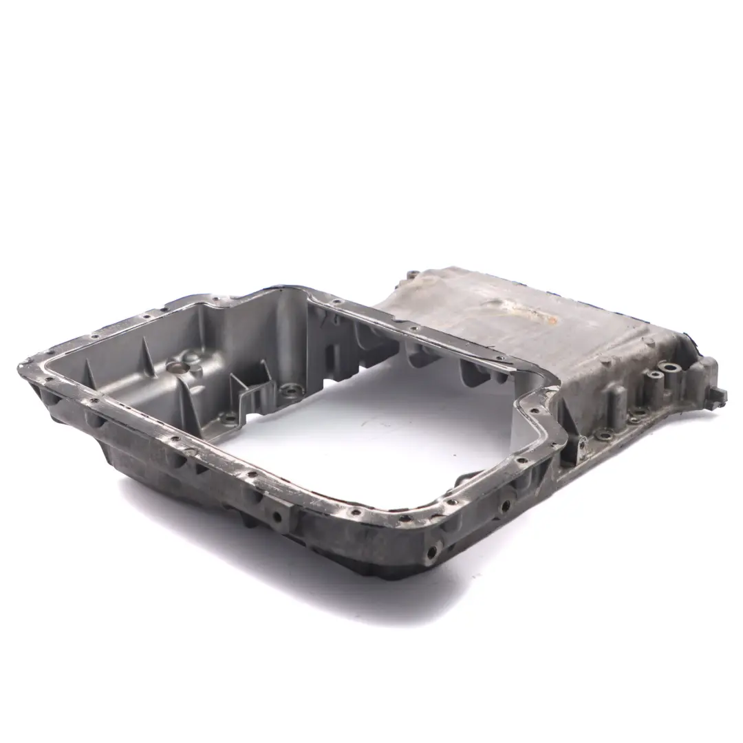 Coppa Dell'Olio Mercedes W639 W906 OM651 Diesel Pan Parte Superiore A6510142202 per con numero di parte A6510140800 Coppa Dell'Olio Mercedes W639 W906 OM651 Diesel Pan Parte Superiore A6510142202 - SKU A6510140800-1 - Numero di parte A6510140800