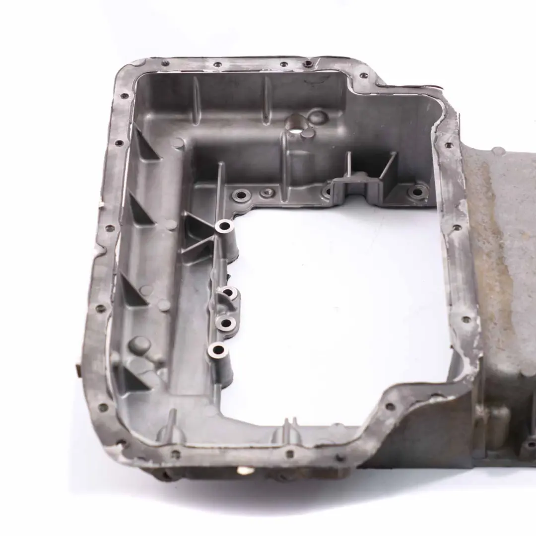  Coppa Olio Mercedes W906 OM651 Diesel Supporto Supporto Carcassa A6510141402 - SKU A6510140800 - Numero di parte A6510140800