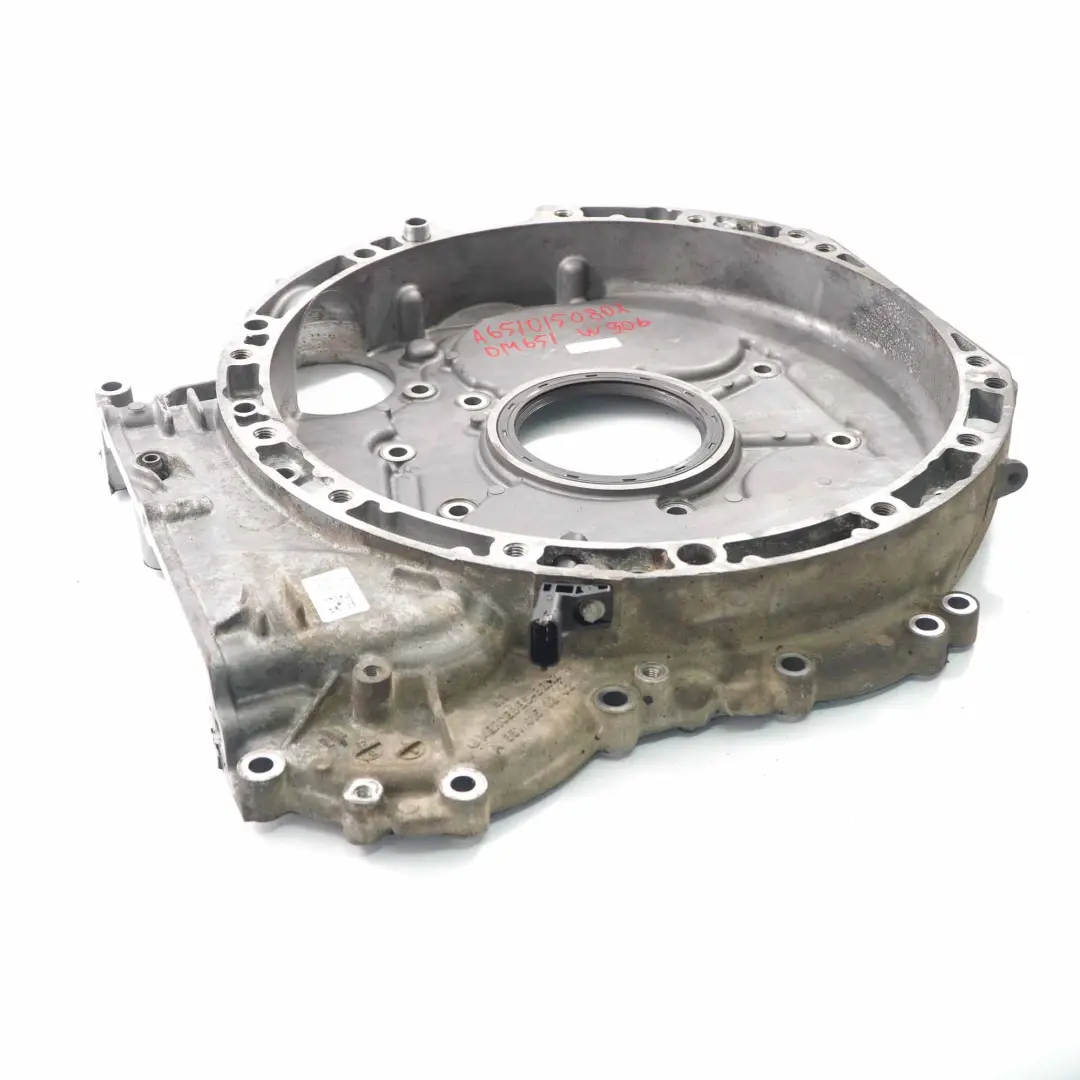 Couvercle De Vilebrequin Moteur OM651 pour Mercedes W906 à propos du numéro de pièce A6510150802 Mercedes W906 Couvercle De Vilebrequin Moteur OM651 - SKU A6510150802-1 - Numéro de pièce A6510150802