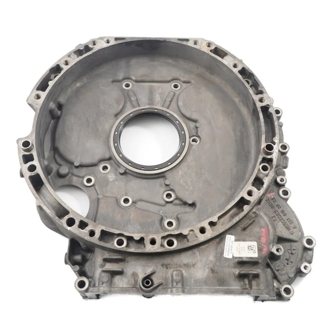 OM651 Couvercle De Vilebrequin Et Carter Distribution pour Mercedes W906 à propos du numéro de pièce A6510150802 Mercedes W906 OM651 Couvercle De Vilebrequin Et Carter Distribution - SKU A6510150802 - Numéro de pièce A6510150802