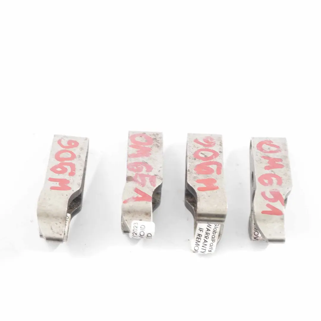 Staffa Iniettore Mercedes W204 W212 W906 OM651 Set Montaggio Ugello Titolare per con numero di parte A6510160438 Staffa Iniettore Mercedes W204 W212 W906 OM651 Set Montaggio Ugello Titolare - SKU A6510160438-1 - Numero di parte A6510160438