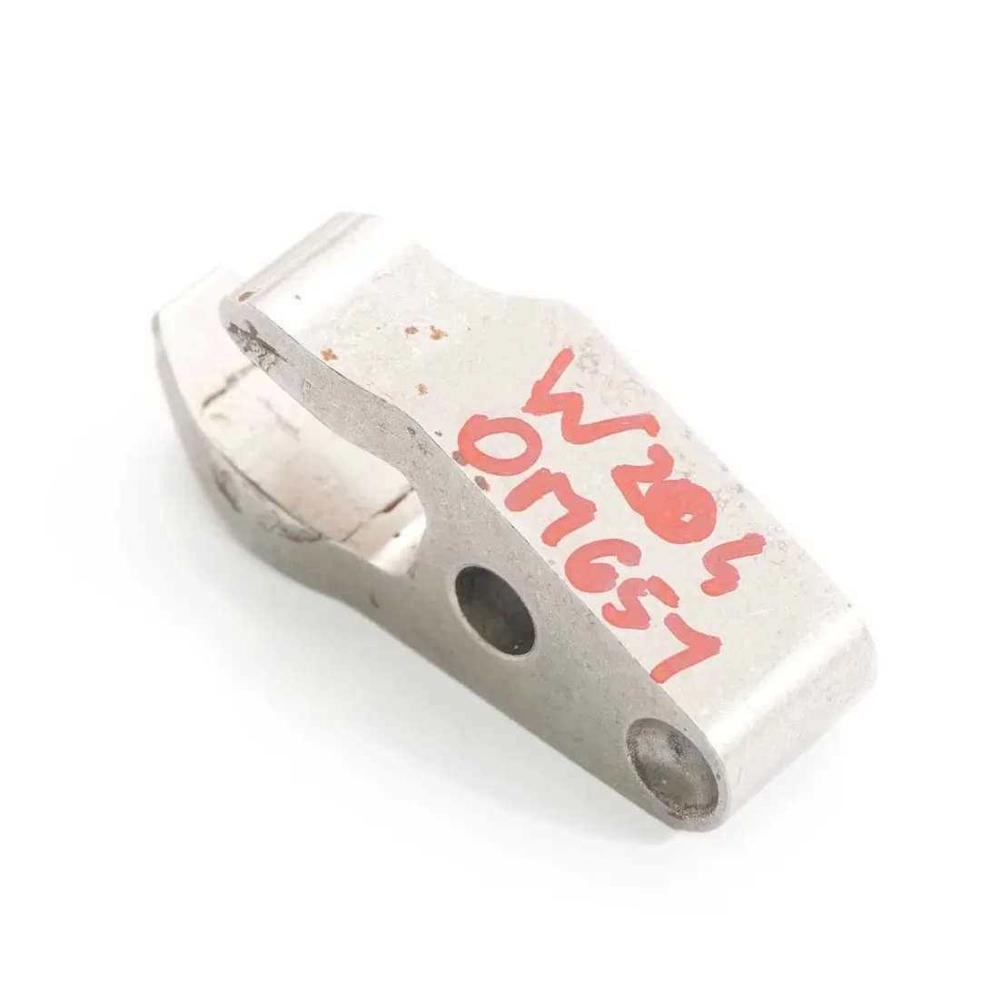  Staffa dell'iniettore Mercedes W204 W212 W906 OM651 Supporto ugello montaggio - SKU A6510160438 - Numero di parte A6510160438