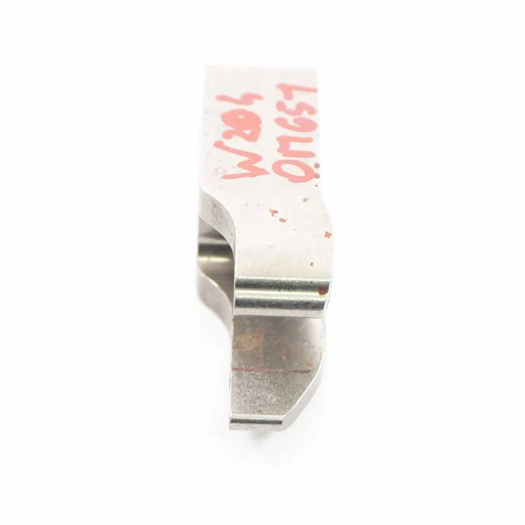  Staffa dell'iniettore Mercedes W204 W212 W906 OM651 Supporto ugello montaggio - SKU A6510160438 - Numero di parte A6510160438