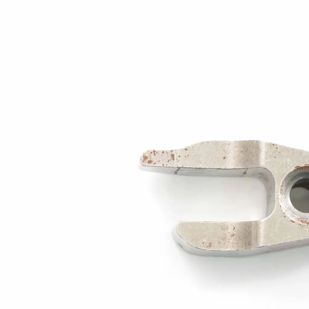  Staffa dell'iniettore Mercedes W204 W212 W906 OM651 Supporto ugello montaggio - SKU A6510160438 - Numero di parte A6510160438