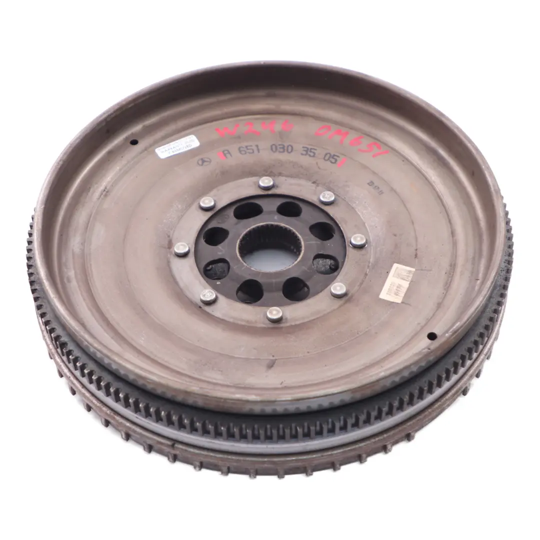 W264 OM651 Caja de cambios automática de doble volante de inercia DMF para Mercedes con número de pieza A6510303505 Mercedes W264 OM651 Caja de cambios automática de doble volante de inercia DMF - SKU A6510303505 - Número de pieza A6510303505