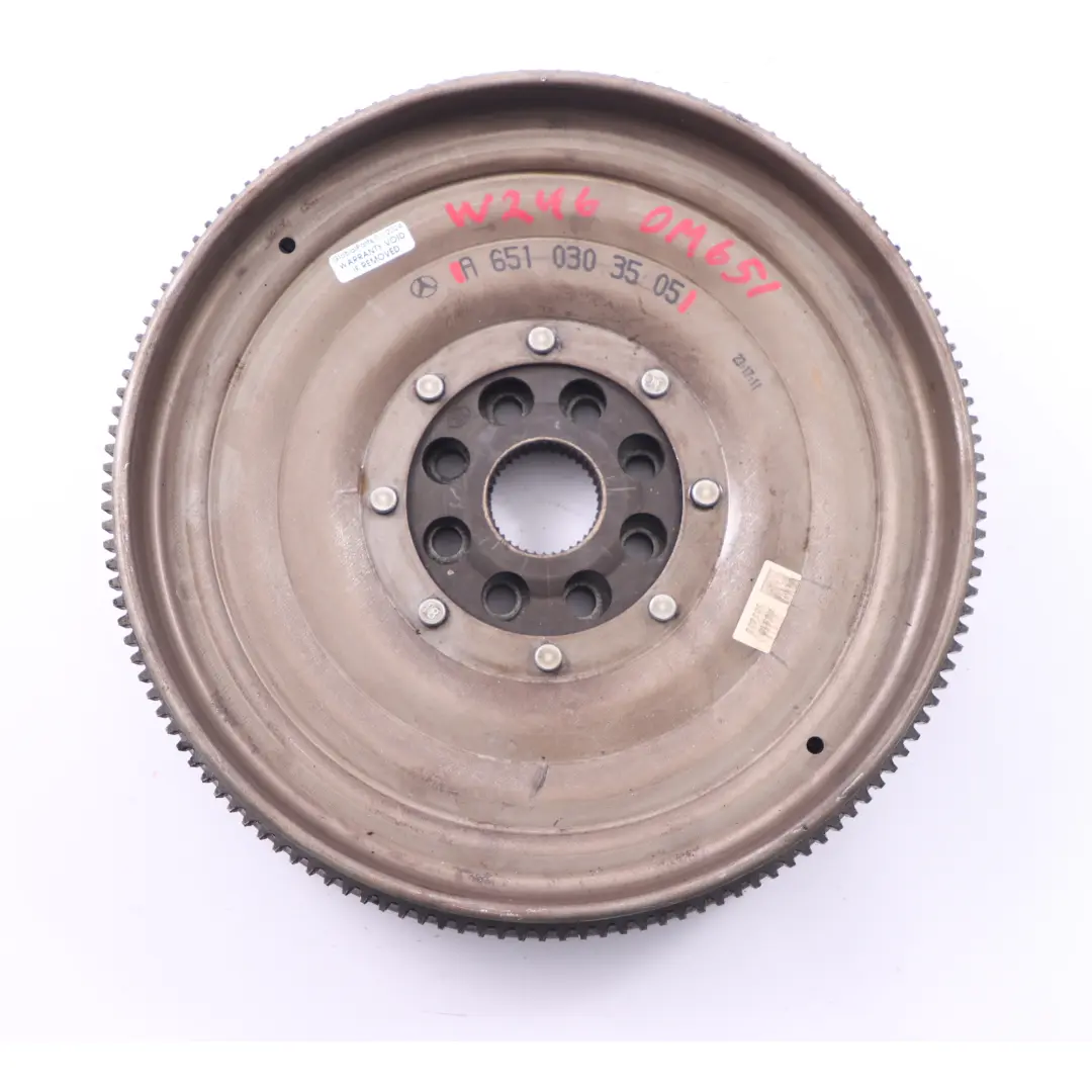 W264 OM651 Boîte vitesses automatique DMF volant d'inertie pour Mercedes à propos du numéro de pièce A6510303505 Mercedes W264 OM651 Boîte vitesses automatique DMF volant d'inertie - SKU A6510303505 - Numéro de pièce A6510303505