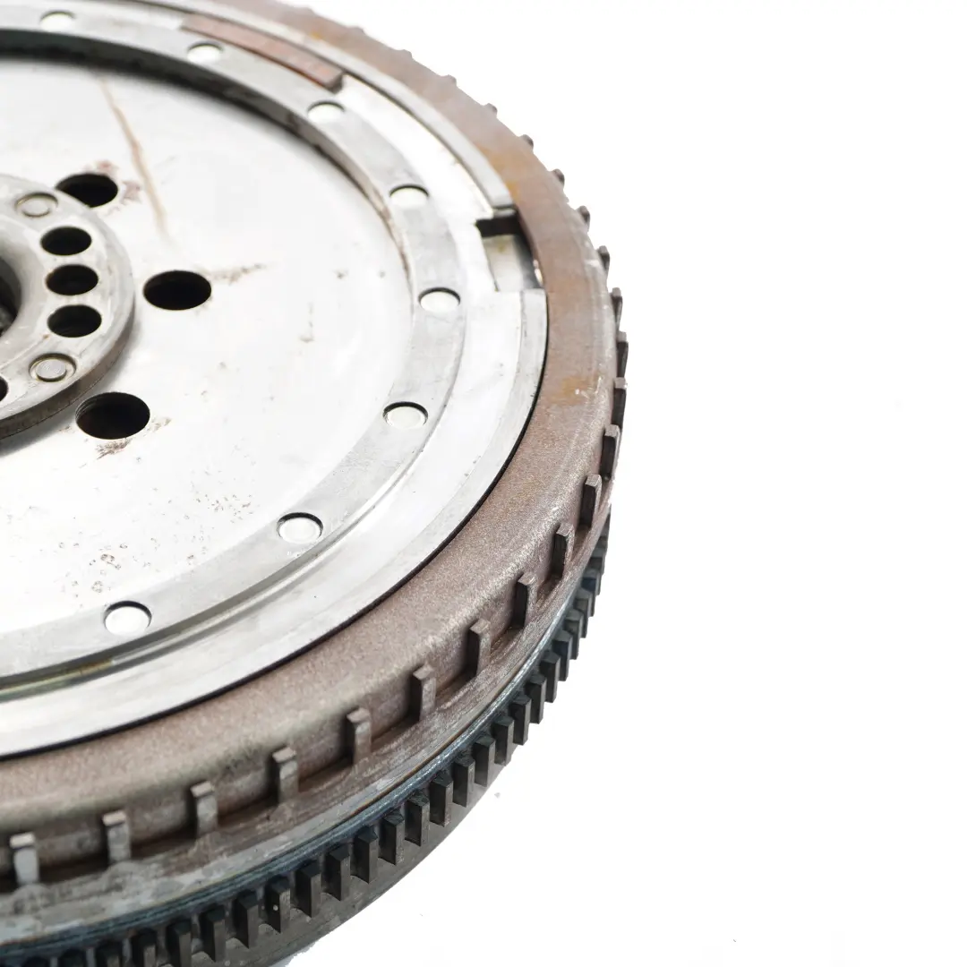 OM651 Zweimassenschwungrad-Getriebe Automatik für Mercedes W176 W246 mit Teilenummer A6510305605 Mercedes W176 W246 OM651 Zweimassenschwungrad-Getriebe Automatik - SKU A6510305605 - Teilenummer A6510305605