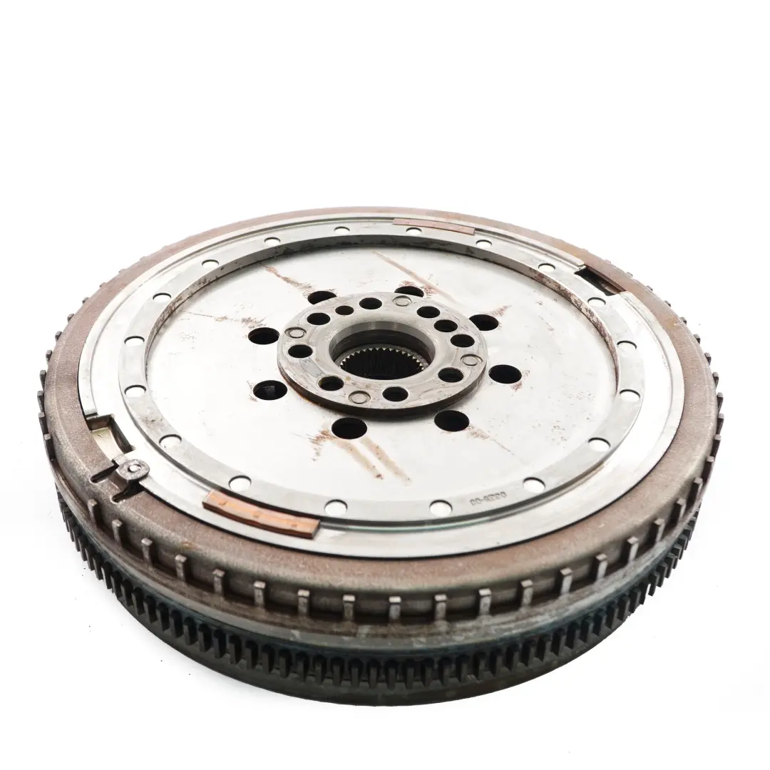 OM651 Zweimassenschwungrad-Getriebe Automatik für Mercedes W176 W246 mit Teilenummer A6510305605 Mercedes W176 W246 OM651 Zweimassenschwungrad-Getriebe Automatik - SKU A6510305605 - Teilenummer A6510305605