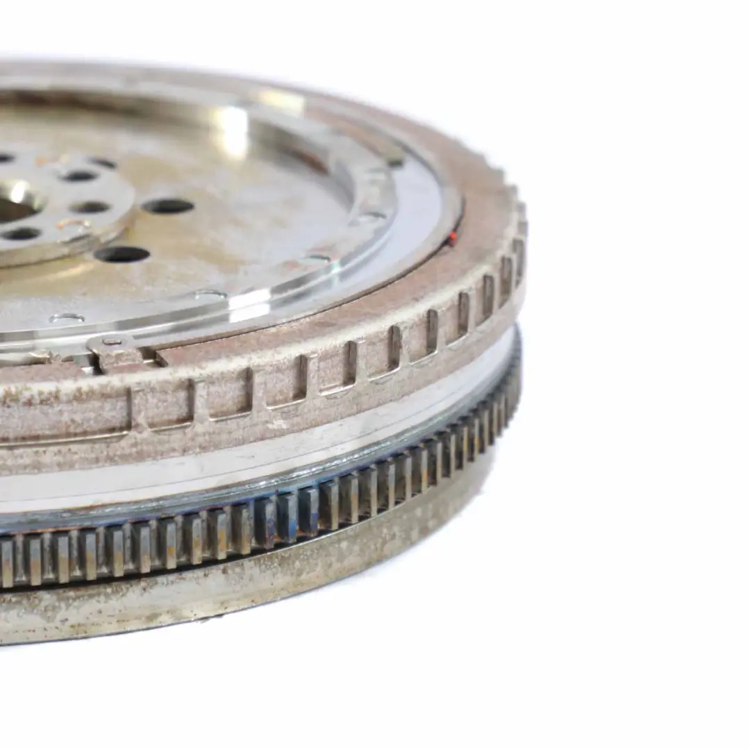 OM651 Zwei massen schwungrad Diesel Getriebe Automatik für Mercedes W176 mit Teilenummer A6510305705 Mercedes W176 OM651 Zwei massen schwungrad Diesel Getriebe Automatik - SKU A6510305705 - Teilenummer A6510305705