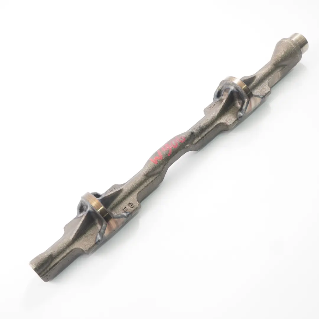 Albero bilanciamento Mercedes W176 W204 W212 W906 OM651 Albero per con numero di parte A6510340216 Albero bilanciamento Mercedes W176 W204 W212 W906 OM651 Albero - SKU A6510340216 - Numero di parte A6510340216