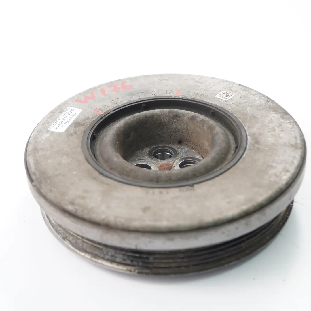 OM651 Amortisseur de vibration de vilebrequin Poulie de courroie pour Mercedes W176 à propos du numéro de pièce A6510350112 Mercedes W176 OM651 Amortisseur de vibration de vilebrequin Poulie de courroie - SKU A6510350112 - Numéro de pièce A6510350112