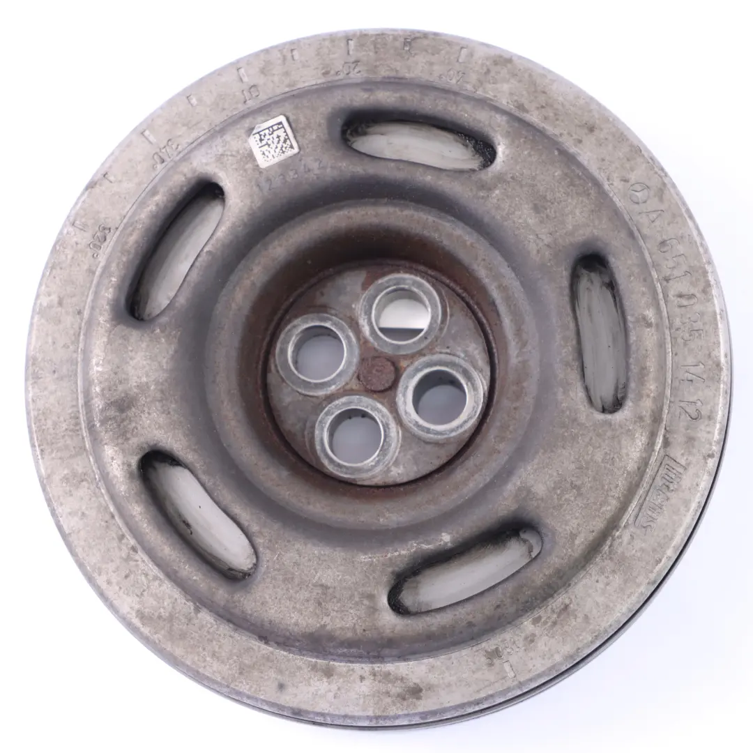 Kurbel Wellen Riemen Scheibe Schwingungs Dämpfer Diesel OM651 für Mercedes W176 mit Teilenummer A6510351412 Mercedes W176 Kurbel Wellen Riemen Scheibe Schwingungs Dämpfer Diesel OM651 - SKU A6510351412 - Teilenummer A6510351412