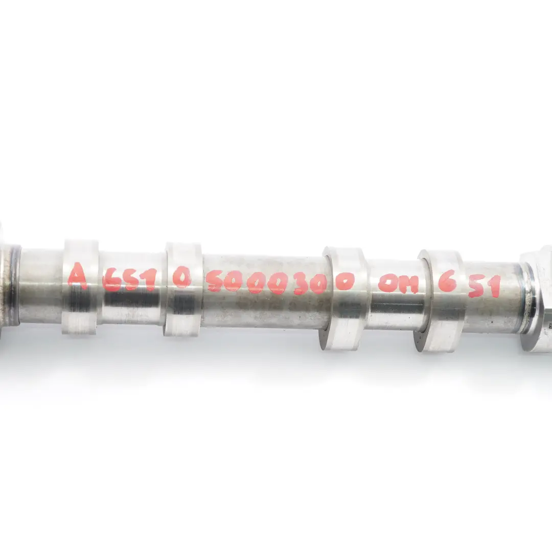 Albero Camme Scarico Uscita Motore OM651 Diesel per Mercedes W204 W212 con numero di parte A6510500300 Mercedes W204 W212 Albero Camme Scarico Uscita Motore OM651 Diesel - SKU A6510500300 - Numero di parte A6510500300