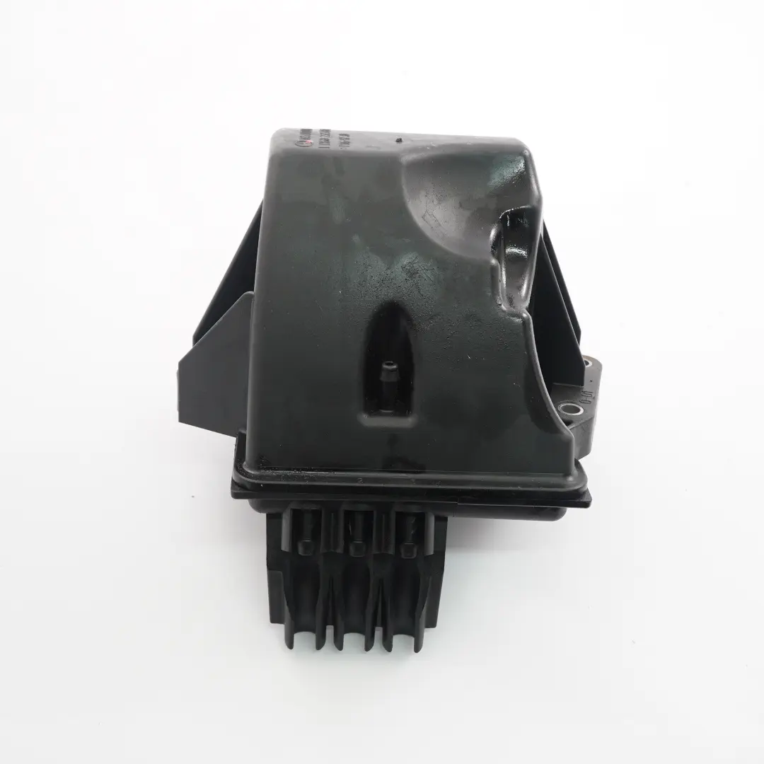 OM651 Réservoir à vide Réservoir d'huile à pression pour Mercedes W906 à propos du numéro de pièce A6510700168 Mercedes W906 OM651 Réservoir à vide Réservoir d'huile à pression - SKU A6510700168 - Numéro de pièce A6510700168