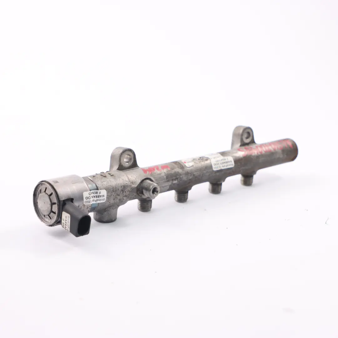 Rail Mercedes W204 C207 W212 W906 OM651 Inyeccion Alta Presion para Fuel con número de pieza A6510700495 Fuel Rail Mercedes W204 C207 W212 W906 OM651 Inyeccion Alta Presion - SKU A6510700495-1 - Número de pieza A6510700495