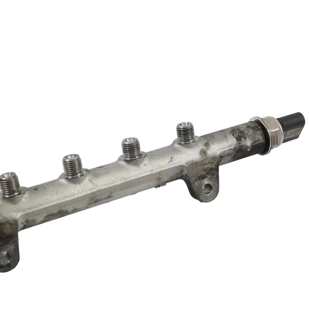 Rail Mercedes W204 C207 W212 W906 OM651 High Pressure Injection to Fuel with Part number A6510700495 Fuel Rail Mercedes W204 C207 W212 W906 OM651 High Pressure Injection - SKU A6510700495 - Part number A6510700495