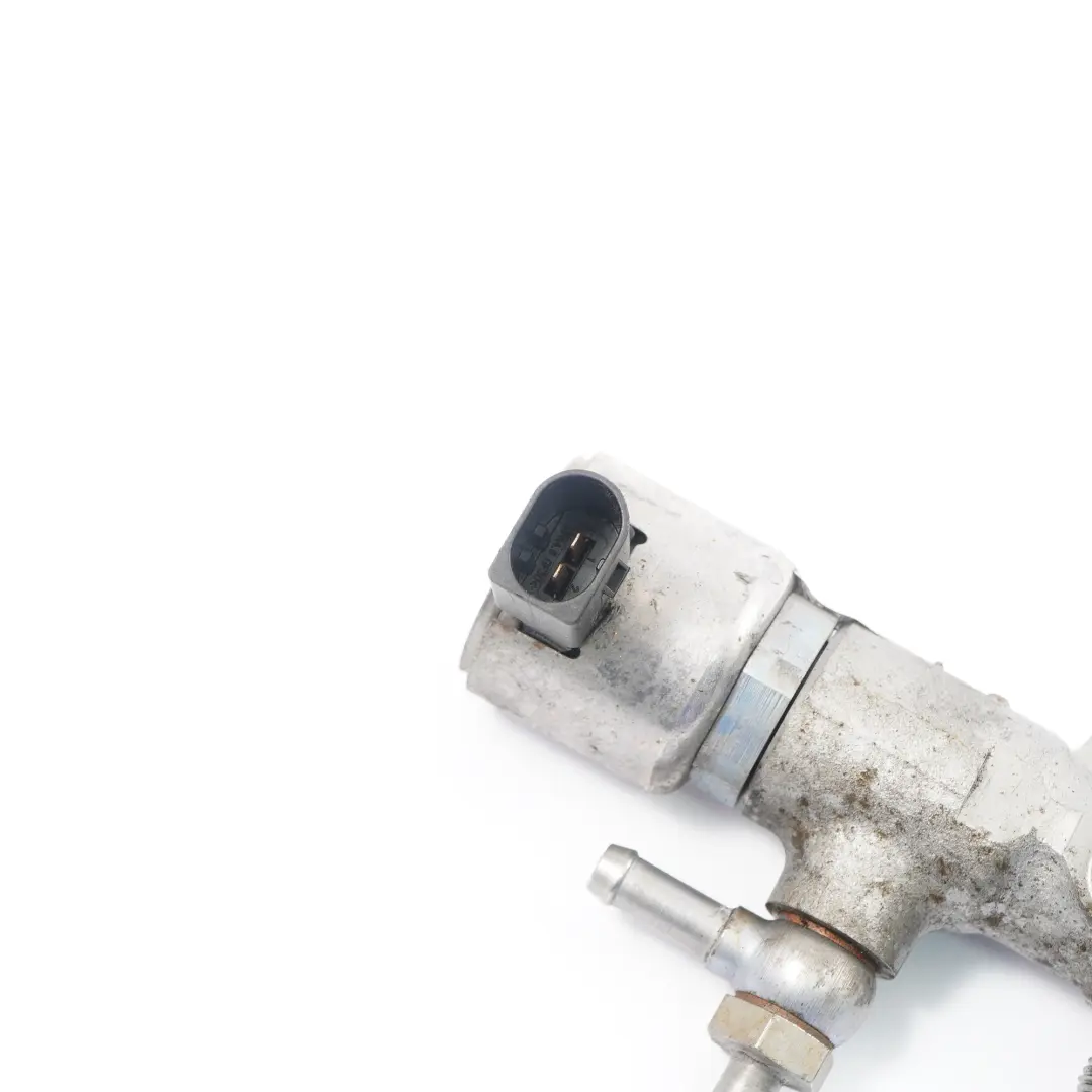 Fuel Injection Rail Mercedes W204 W212 OM651 High Pressure Fuel Rail - SKU A6510700595 - Part number A6510700595