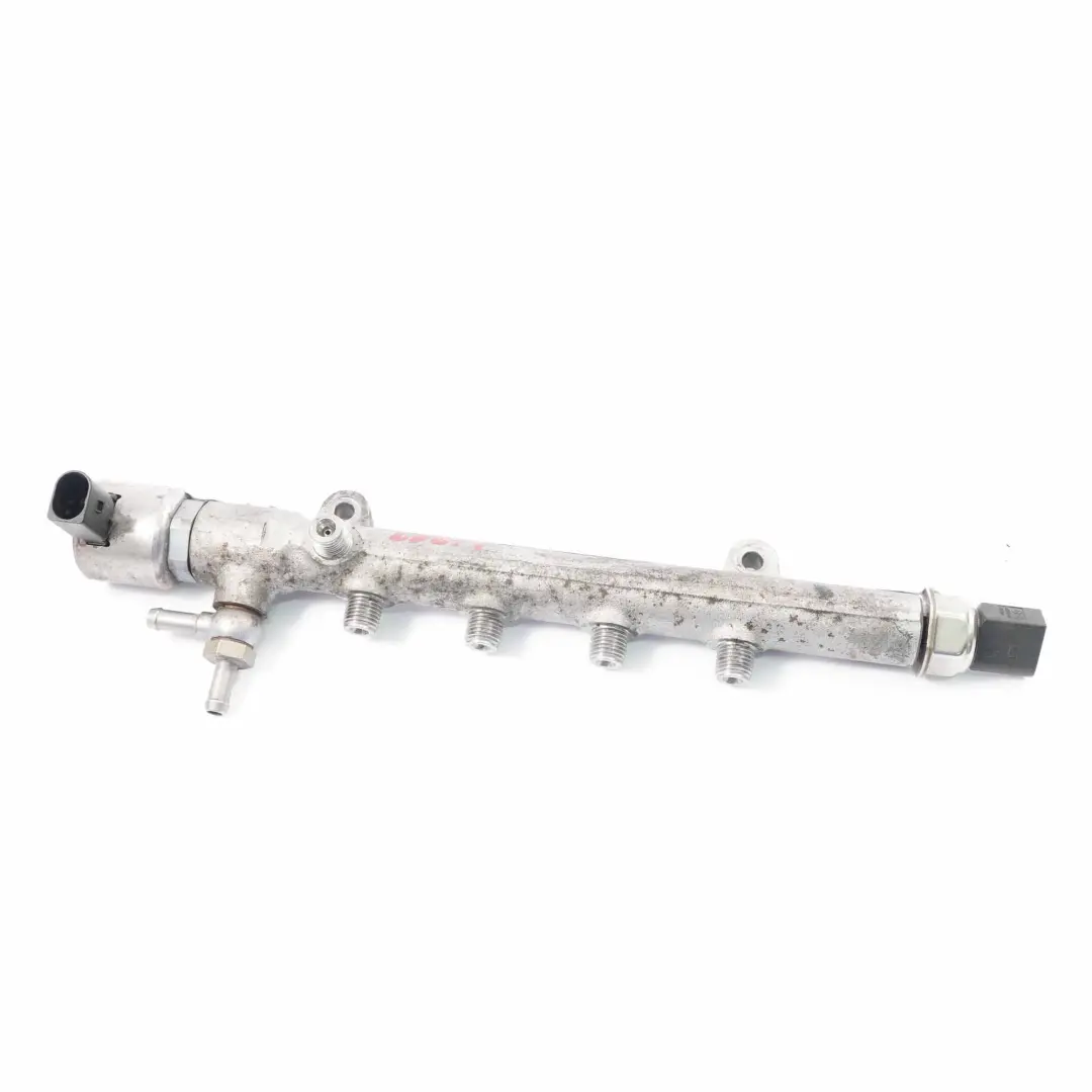 Rail Mercedes W204 W212 OM651 High Pressure Fuel Rail to Fuel Injection with Part number A6510700595 Fuel Injection Rail Mercedes W204 W212 OM651 High Pressure Fuel Rail - SKU A6510700595 - Part number A6510700595
