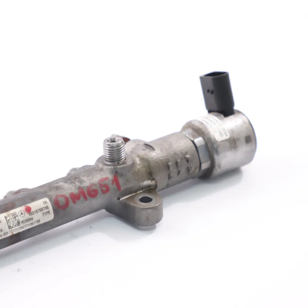 OM651 Diesel Fuel Injection Rail High Pressure Rail Mercedes W204 - SKU A6510700700 - Part number A6510700700