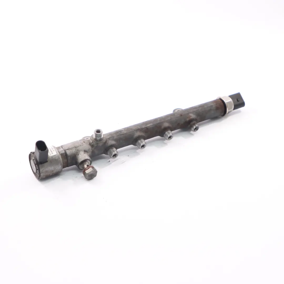 OM651 Diesel Fuel Injection Rail High Pressure Rail Mercedes W204 - SKU A6510700700 - Part number A6510700700