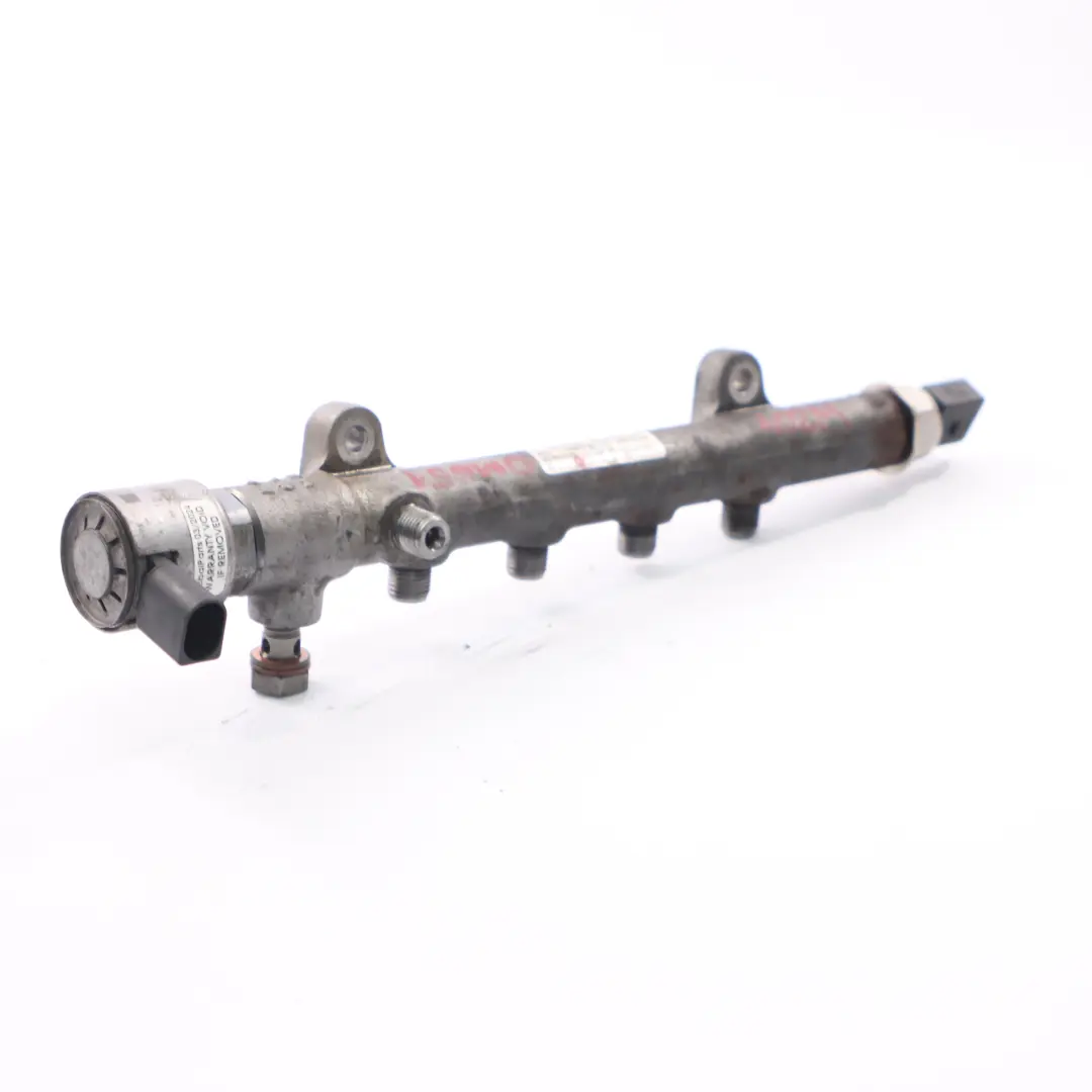 OM651 Diesel Fuel Injection Rail High Pressure Rail Mercedes W204 - SKU A6510700700 - Part number A6510700700
