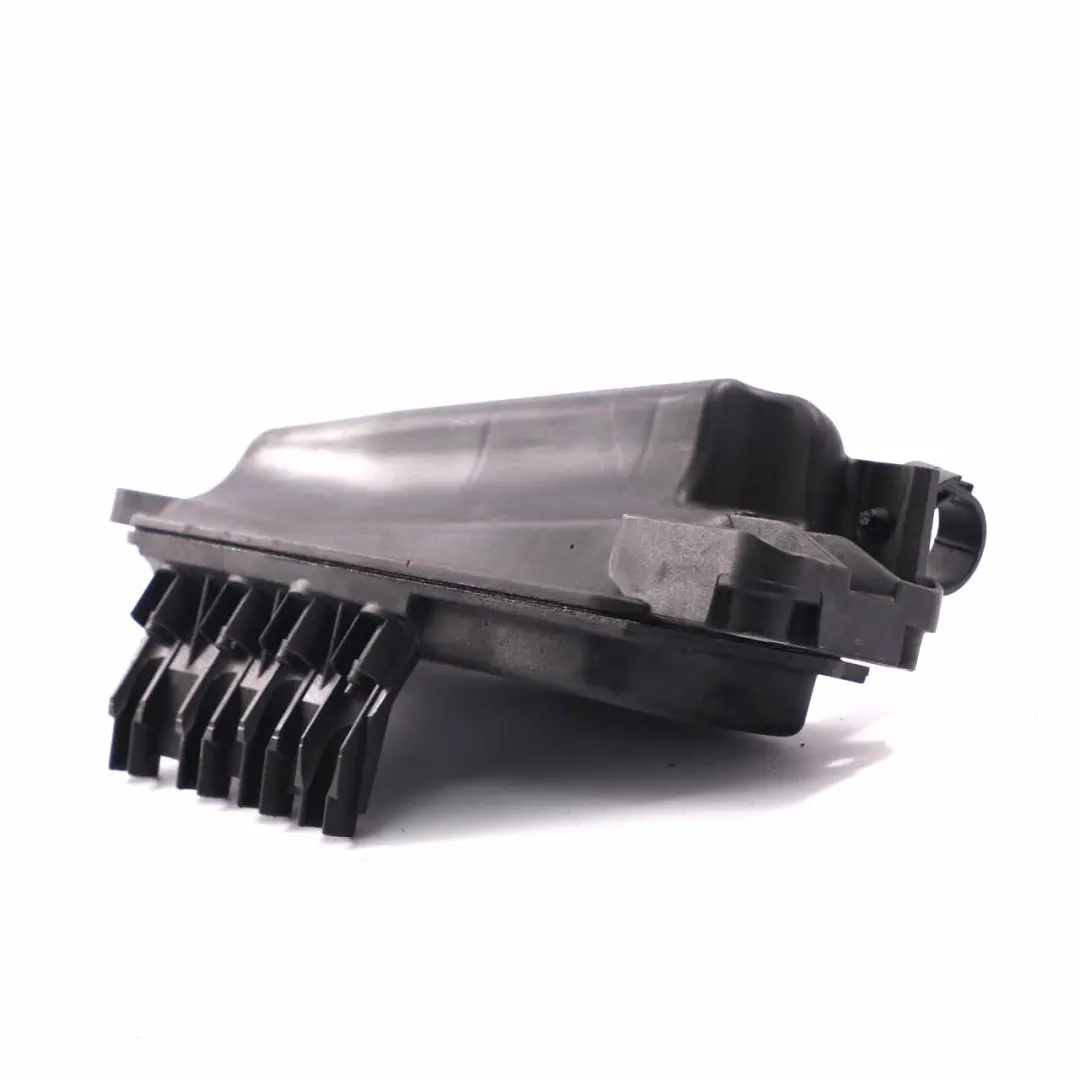 OM651 Diesel Vacuum Pressure Tank Reservoir Bottle A6510700868 to Mercedes W204 with Part number A6510701000 Mercedes W204 OM651 Diesel Vacuum Pressure Tank Reservoir Bottle A6510700868 - SKU A6510701000 - Part number A6510701000