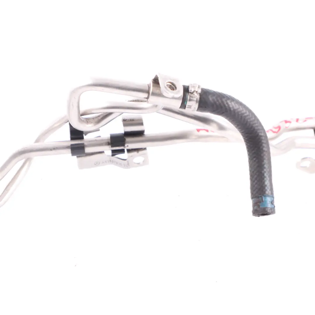 Tubo Alimentazione Carburante Mercedes W204 W212 W639 W906 OM651 Tubo Ritorno per con numero di parte A6510701532 Tubo Alimentazione Carburante Mercedes W204 W212 W639 W906 OM651 Tubo Ritorno - SKU A6510701532-2 - Numero di parte A6510701532