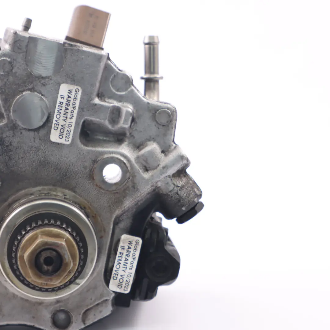 Pump High Pressure OM651 Diesel to Mercedes W639 W906 Fuel with Part number A6510702601 Mercedes W639 W906 Fuel Pump High Pressure OM651 Diesel - SKU A6510702601 - Part number A6510702601