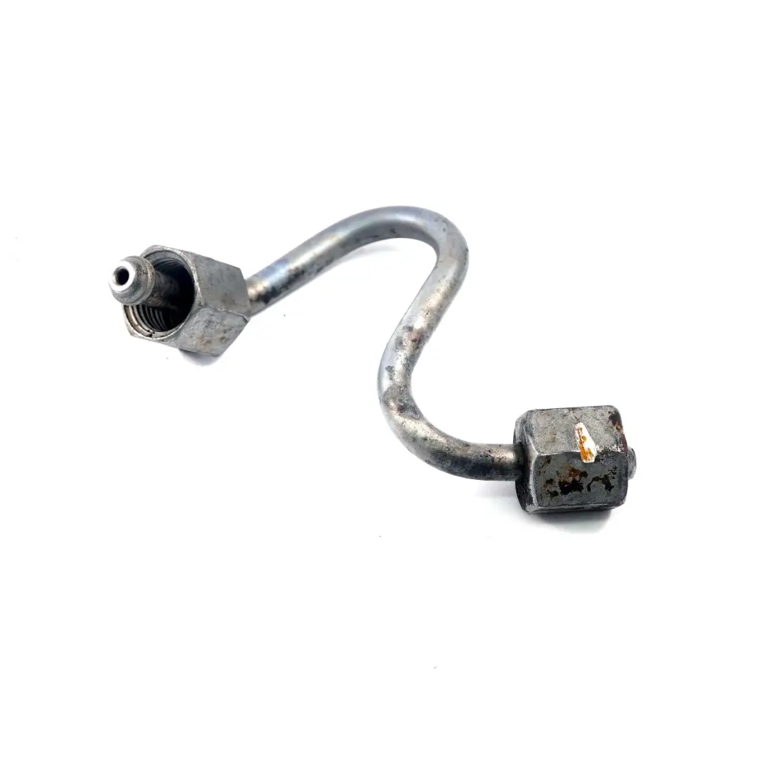 OM651 Tubo pressione Linea iniezione carburante Rail per Mercedes W906 con numero di parte A6510704233 Mercedes W906 OM651 Tubo pressione Linea iniezione carburante Rail - SKU A6510704233 - Numero di parte A6510704233