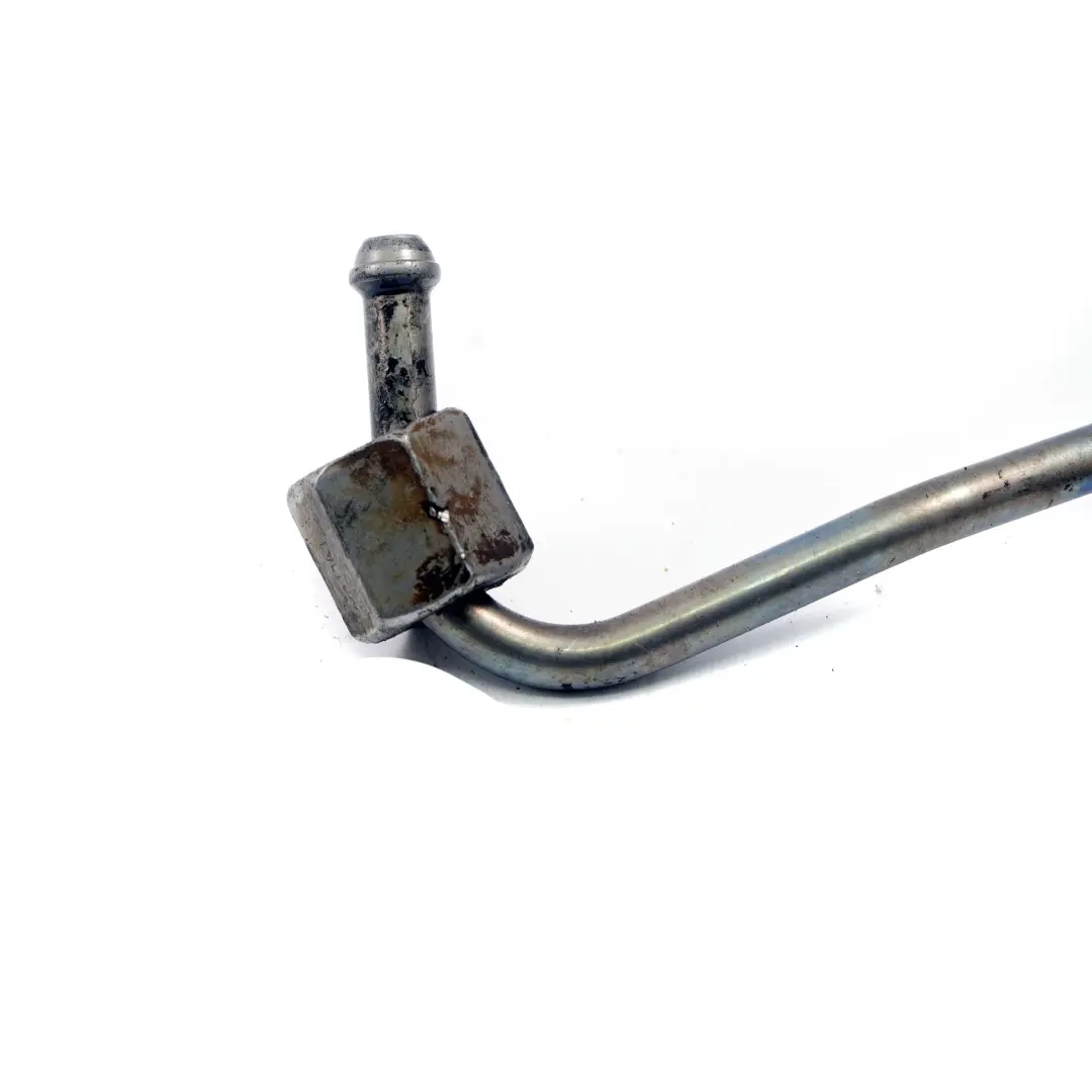 OM651 Tuyau pression d'injection de carburant pour Mercedes Sprinter W906 à propos du numéro de pièce A6510704333 Mercedes Sprinter W906 OM651 Tuyau pression d'injection de carburant - SKU A6510704333 - Numéro de pièce A6510704333