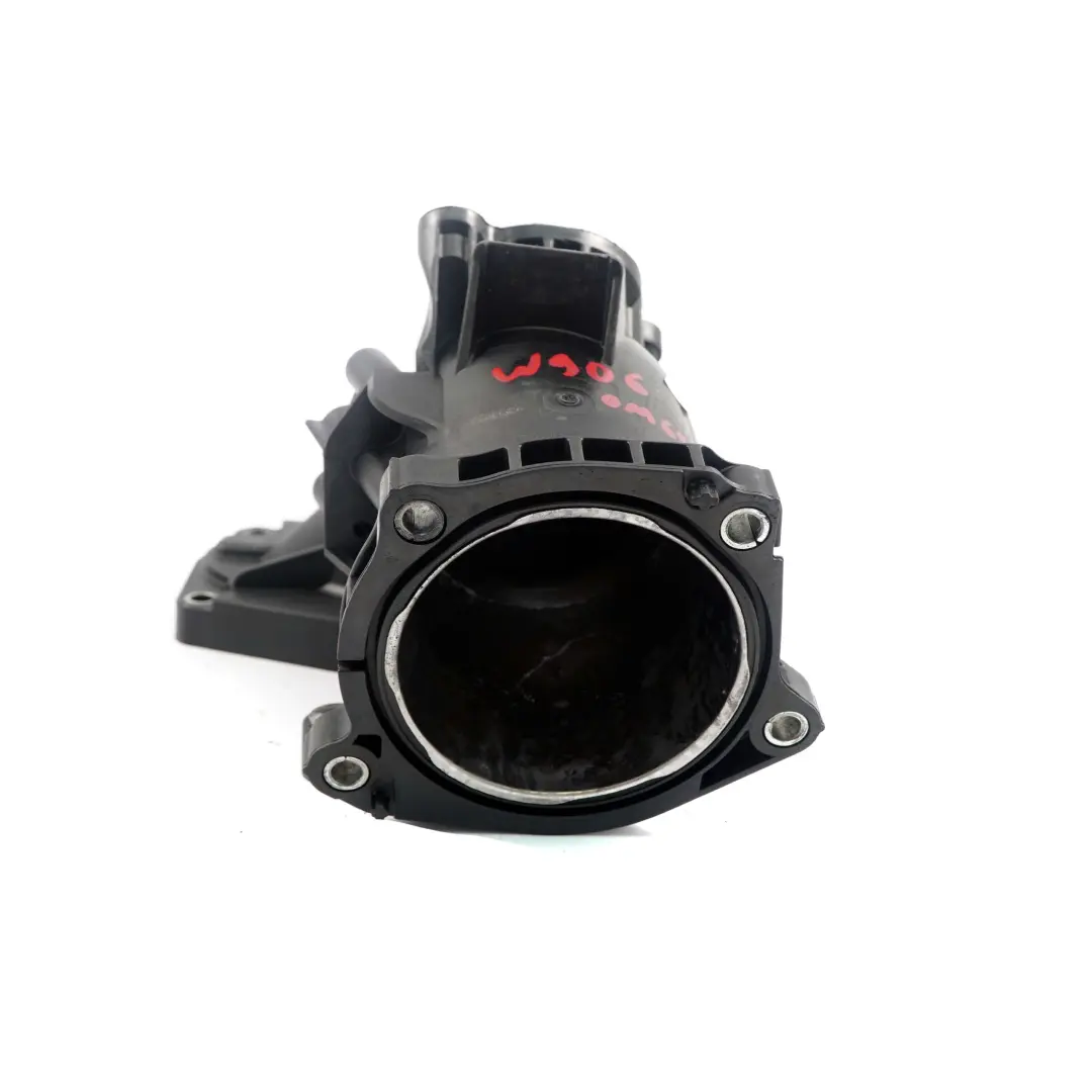 OM651 Rura Dolot Powietrza do Mercedes W204 W906 o numerze A6510900028 Mercedes W204 W906 OM651 Rura Dolot Powietrza - SKU A6510900028 - Numer Części A6510900028