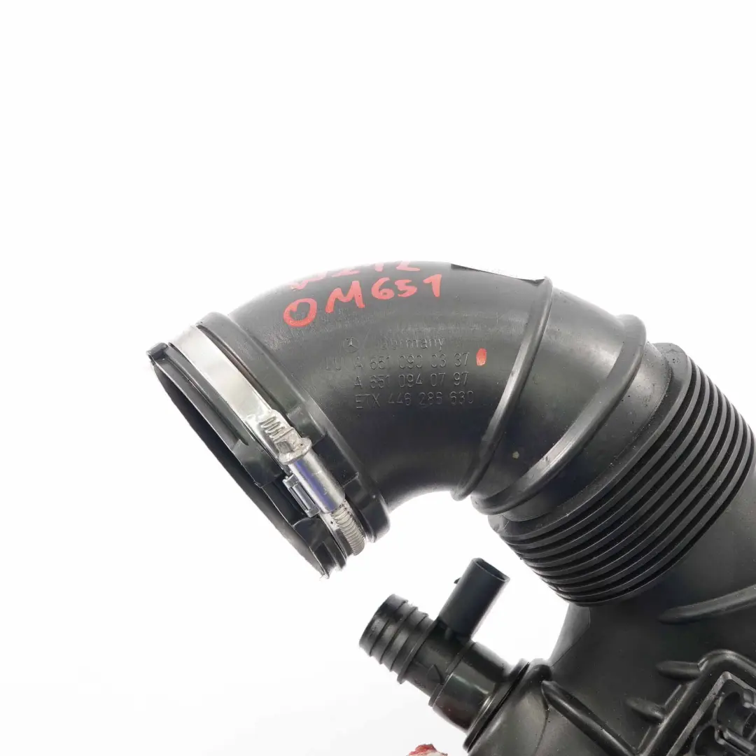 Conducto Tubo Admisión Aire Manguera Diesel para Mercedes W204 W212 W906 con número de pieza A6510900337 Mercedes W204 W212 W906 Conducto Tubo Admisión Aire Manguera Diesel - SKU A6510900337 - Número de pieza A6510900337