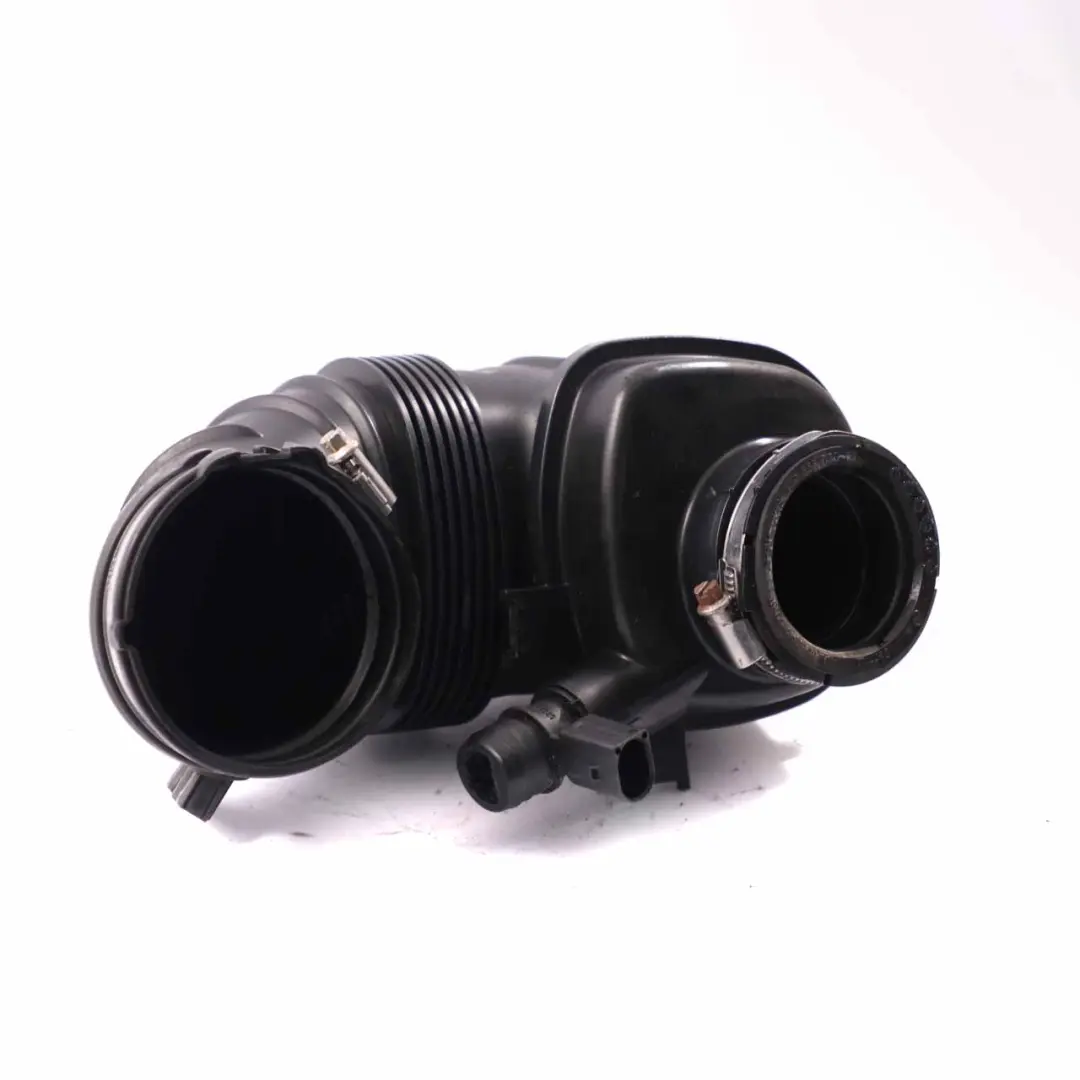 Tubo aspirazione Mercedes W204 W212 OM651 Diesel Tubo filtro aria per con numero di parte A6510900437 Tubo aspirazione Mercedes W204 W212 OM651 Diesel Tubo filtro aria - SKU A6510900437 - Numero di parte A6510900437