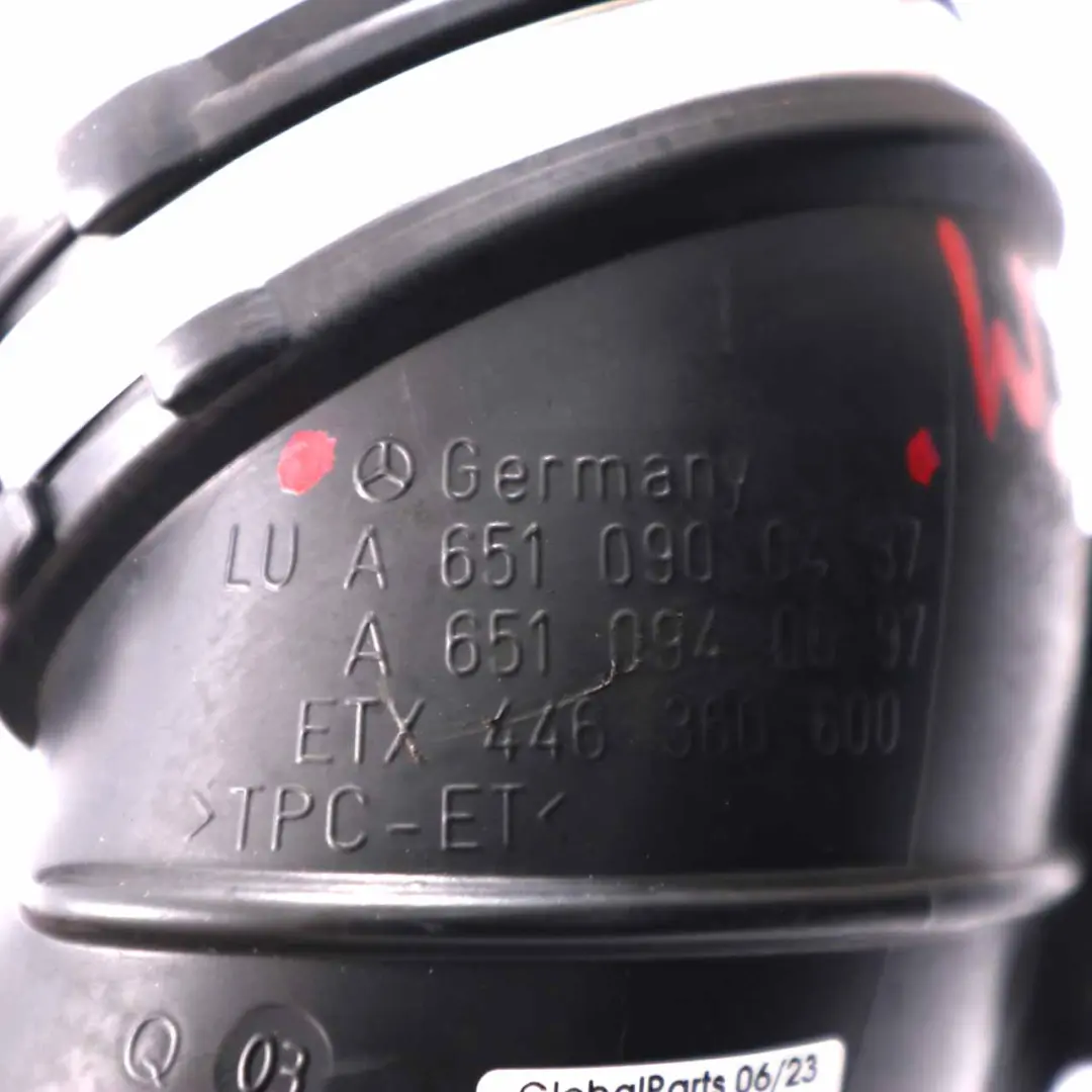 Tubo aspirazione Mercedes W204 W212 OM651 Diesel Tubo filtro aria per con numero di parte A6510900437 Tubo aspirazione Mercedes W204 W212 OM651 Diesel Tubo filtro aria - SKU A6510900437 - Numero di parte A6510900437