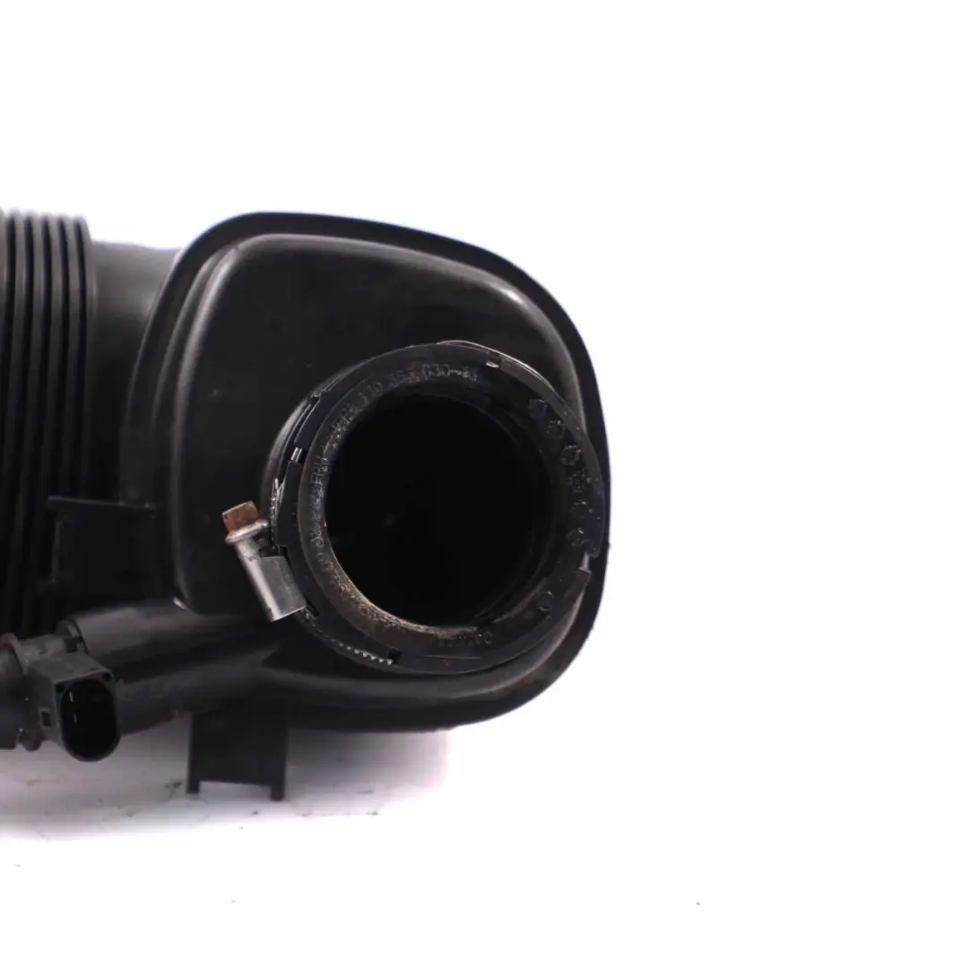  Tuyau d'admission d'air Mercedes W204 W212 OM651 Tuyau filtre air - SKU A6510900437 - Numéro de pièce A6510900437
