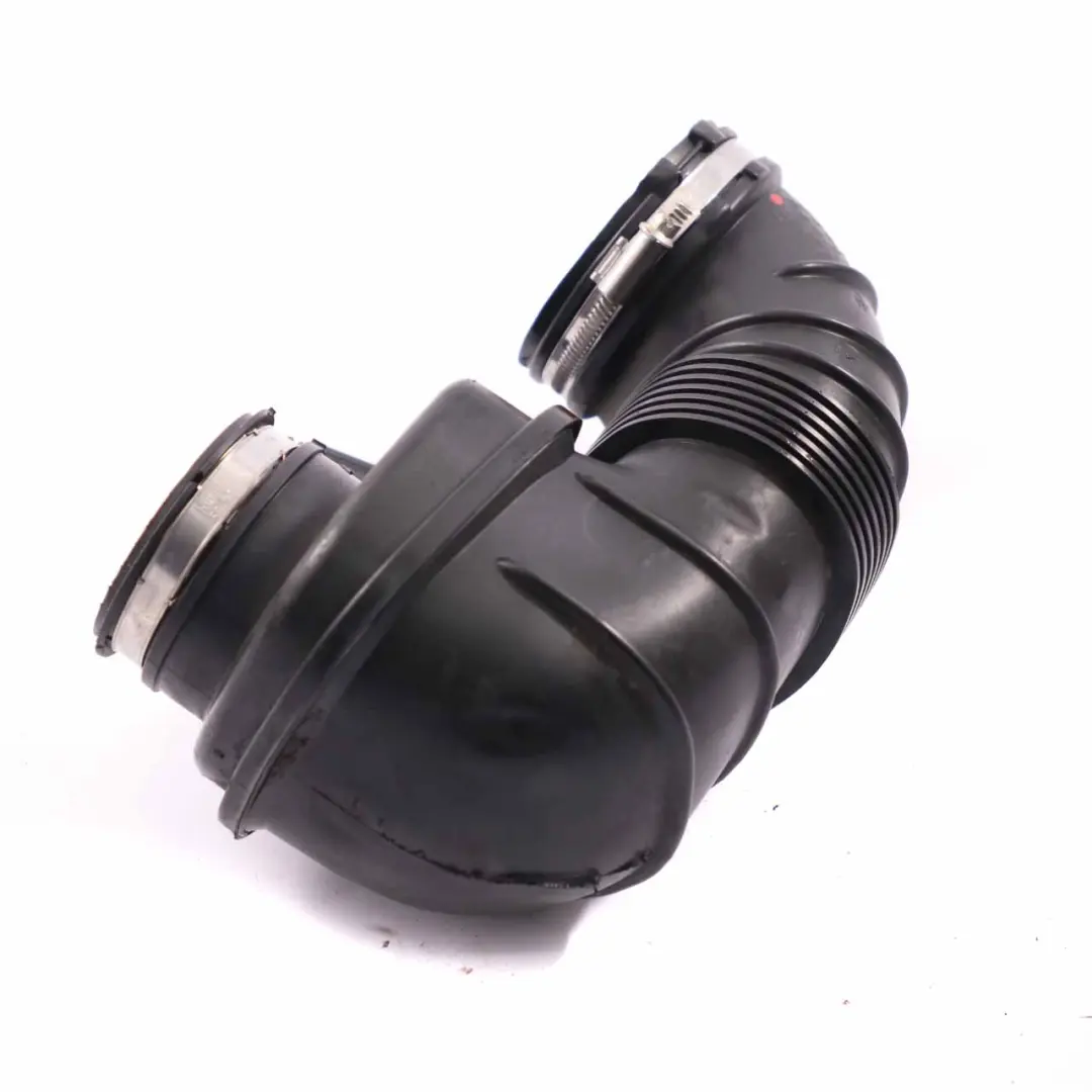 Tuyau d'admission d'air Mercedes W204 W212 OM651 Tuyau filtre air pour à propos du numéro de pièce A6510900437 Tuyau d'admission d'air Mercedes W204 W212 OM651 Tuyau filtre air - SKU A6510900437 - Numéro de pièce A6510900437