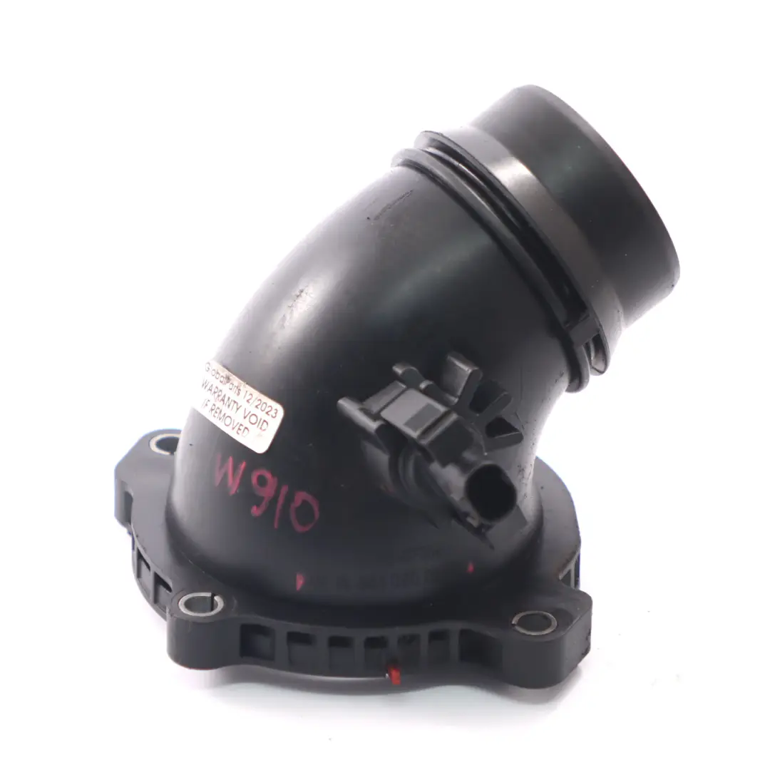 OM651 Flangia collettore aspirazione aria tubo carica per Mercedes W910 con numero di parte A6510900900 Mercedes W910 OM651 Flangia collettore aspirazione aria tubo carica - SKU A6510900900 - Numero di parte A6510900900