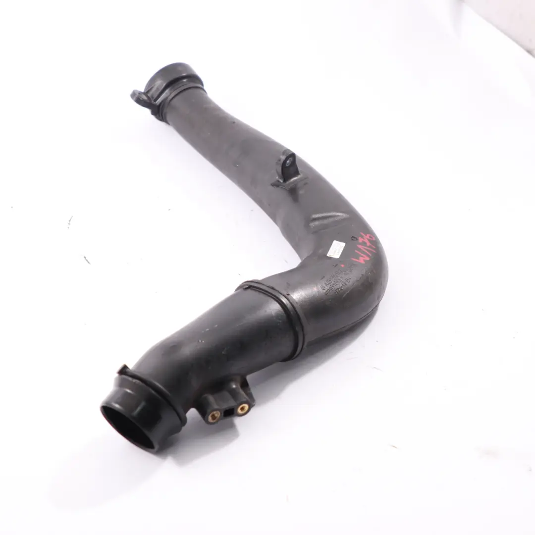 Intake Pipe Mercedes W176 W246 OM651 Turbo Intercooler Hose to Air with Part number A6510901737 Air Intake Pipe Mercedes W176 W246 OM651 Turbo Intercooler Hose - SKU A6510901737 - Part number A6510901737