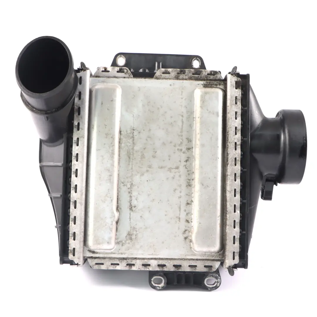 OM651 Refroidisseur d'air de charge pour Intercooler Mercedes W205 Diesel à propos du numéro de pièce A6510900314 Intercooler Mercedes W205 Diesel OM651 Refroidisseur d'air de charge - SKU A6510901800 - Numéro de pièce A6510900314