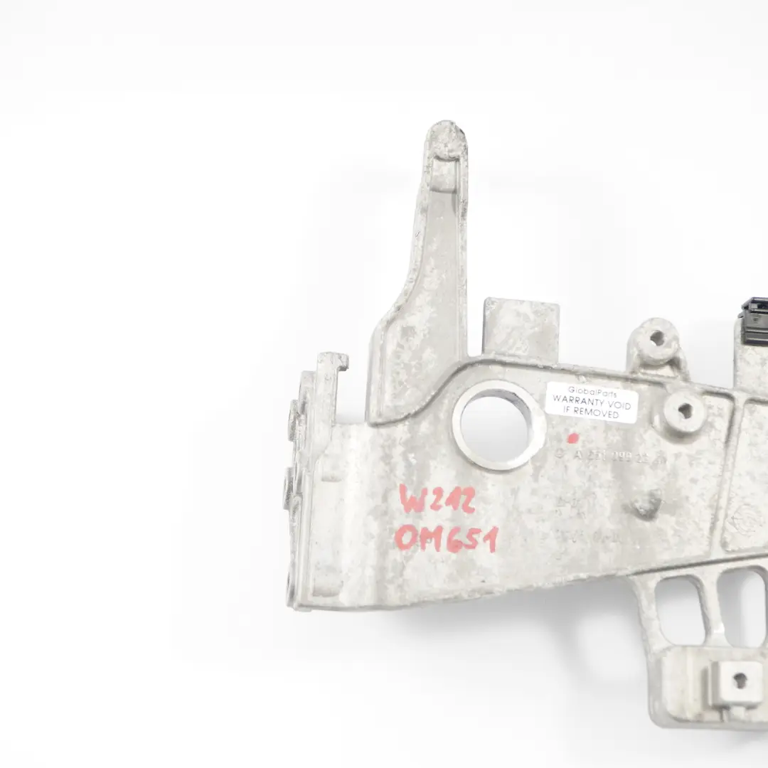 OM651 Diesel Boîtier Du Filtre A Air pour Mercedes W212 à propos du numéro de pièce A6510902241 Mercedes W212 OM651 Diesel Boîtier Du Filtre A Air - SKU A6510902241 - Numéro de pièce A6510902241