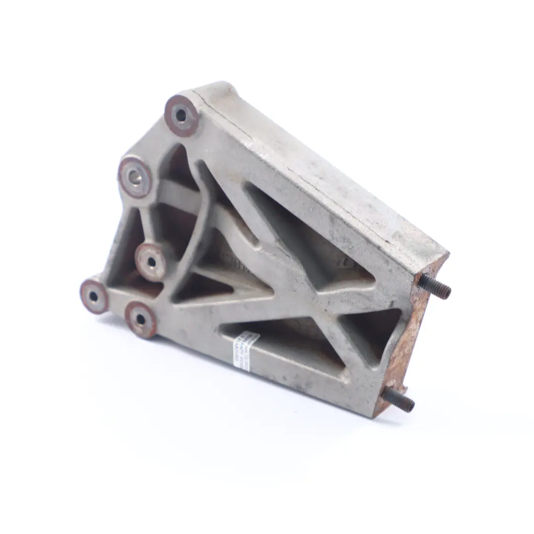 Mount Mercedes W910 W212 OM651 Turbo Support Bracket to Turbo Charger with Part number A6510902800 Turbo Charger Mount Mercedes W910 W212 OM651 Turbo Support Bracket - SKU A6510902800 - Part number A6510902800