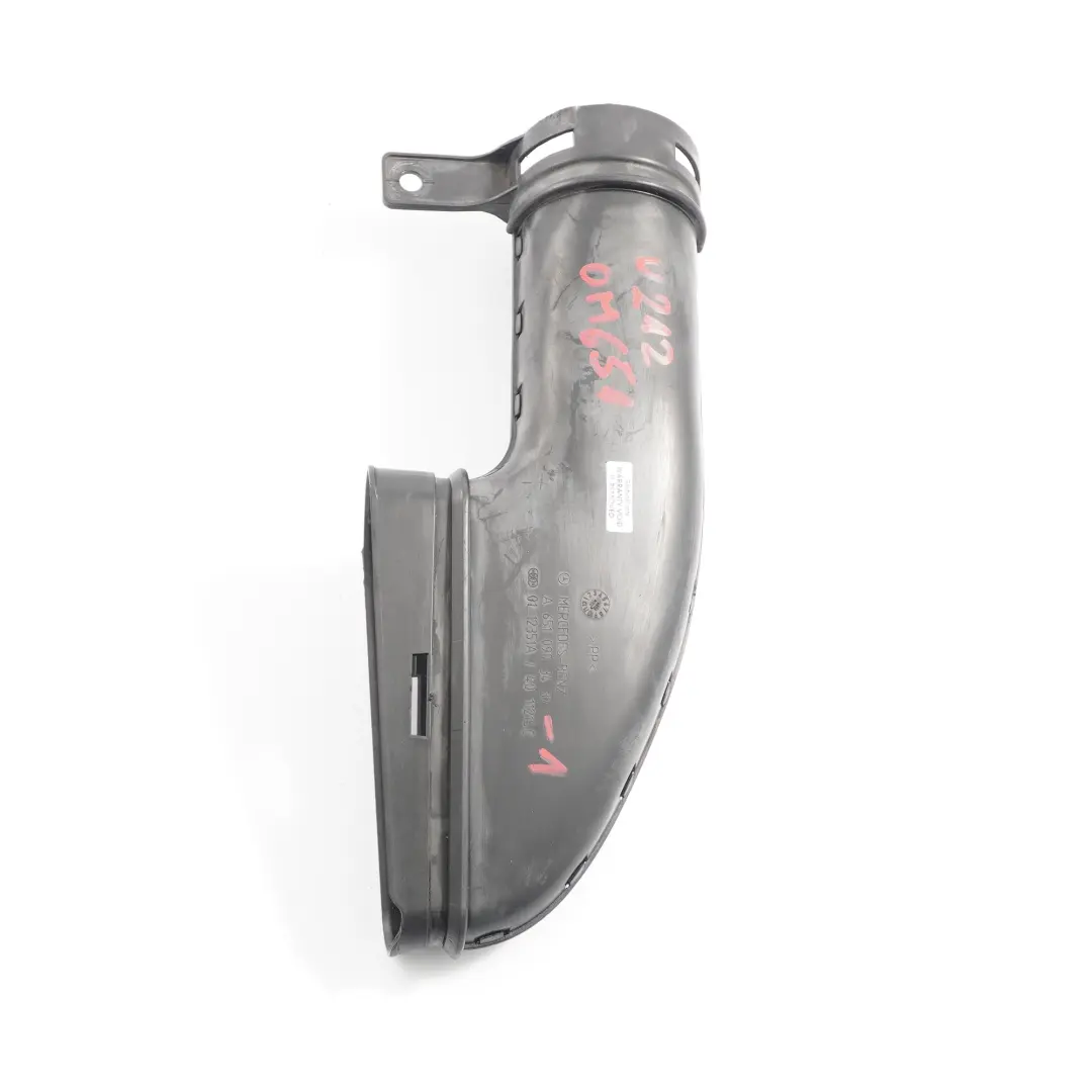 Mercedes W212 Diesel OM651 Prise d'air - SKU A6510903437-1 - Numéro de pièce A6510903437