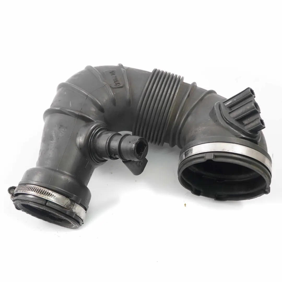 Tubo admisión aire Mercedes W212 W218 OM651 Línea manguera aire para con número de pieza A6510904537 Tubo admisión aire Mercedes W212 W218 OM651 Línea manguera aire - SKU A6510904537 - Número de pieza A6510904537