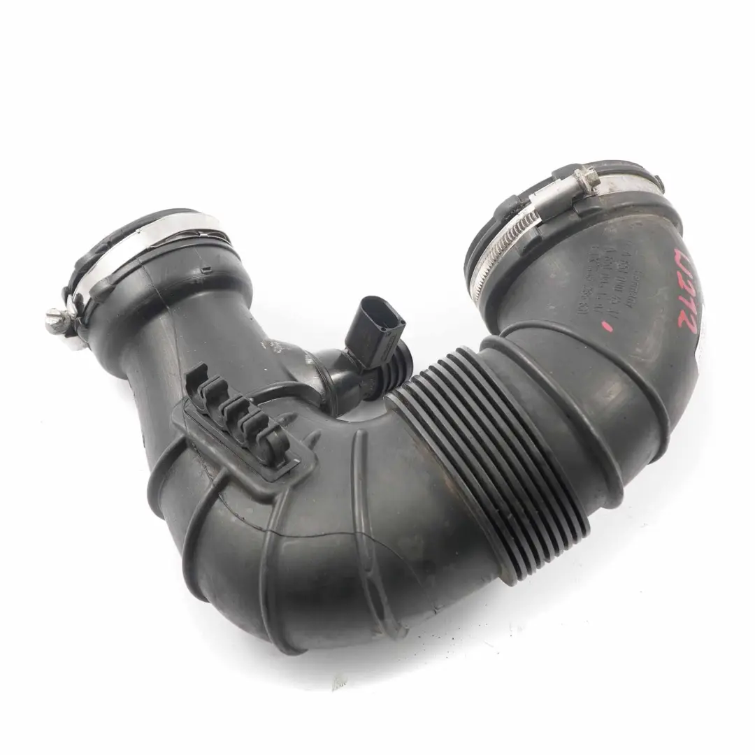 Tubo admisión aire Mercedes W212 W218 OM651 Línea manguera aire para con número de pieza A6510904537 Tubo admisión aire Mercedes W212 W218 OM651 Línea manguera aire - SKU A6510904537 - Número de pieza A6510904537